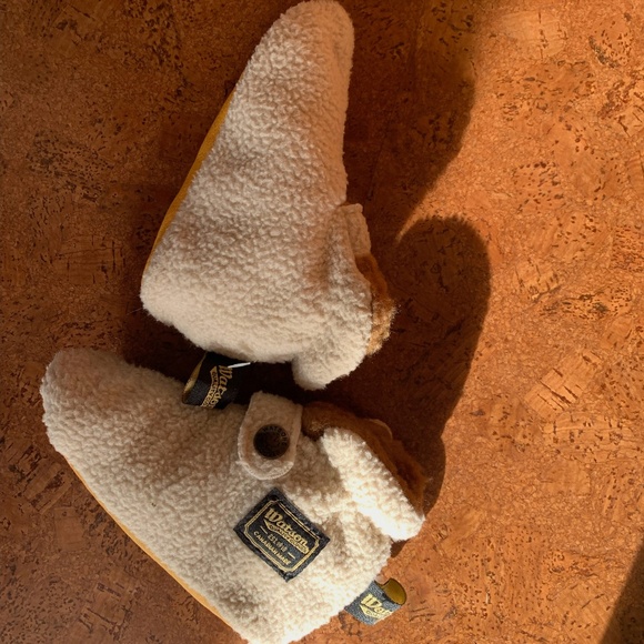 Watson toddler slippers - Picture 1 of 2